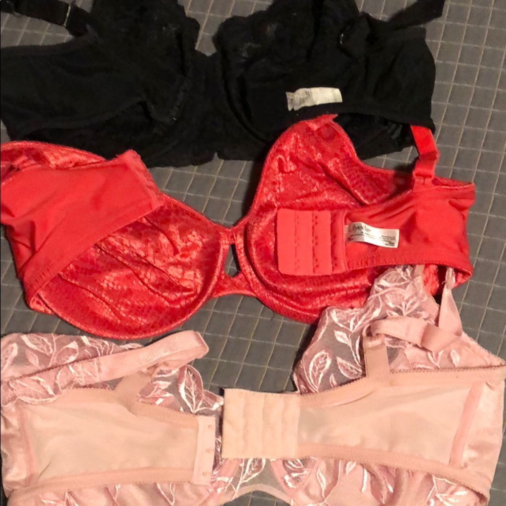 Set of 3 bras (assorted brands) 38D, DD - Picture 2 of 2